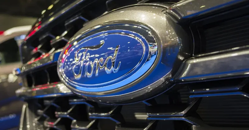 Ford ABŞ də 700 minə yaxın avtomobili geri çağırır