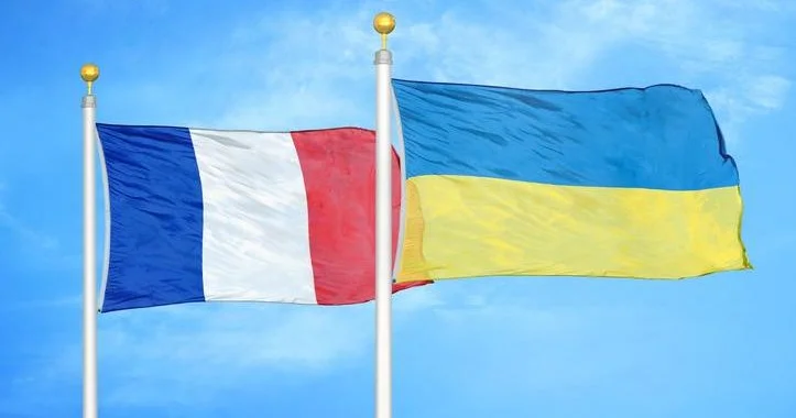 Politico: Франция отказалась закупать оружие для Украины у США