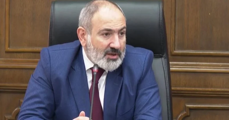 “Rusiya telekanallarının bağlanmasını istəməzdim, amma bizi buna məcbur edən qüvvələr var”
