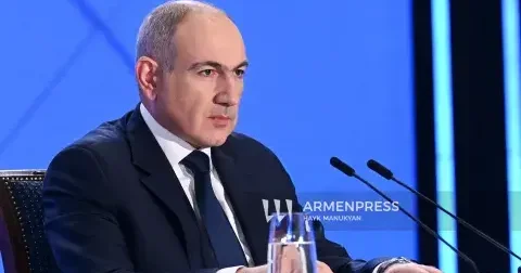 “Türkiyə ilə müharibə etməliyik?” Paşinyan sülhün əleyhinə olanları hədəf aldı