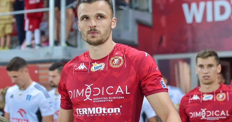Zirə Kiprdə oynamış legionerlə maraqlanır