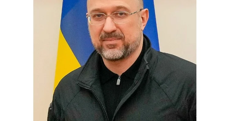 Правительство Украины отправлено в отставку