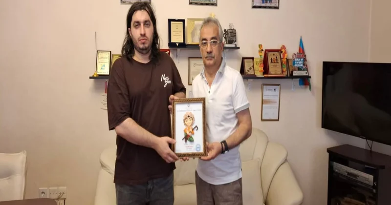 “Teatrın dostu” mükafatının təqdimolunma mərasimi keçirildi