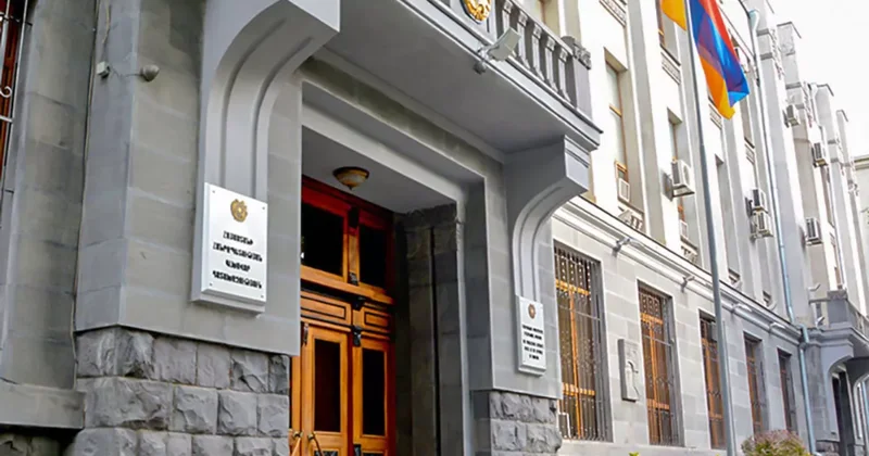 Армения лишает сепаратистов здания в центре Еревана