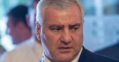 Paşinyanın milyarder rəqibinə çirkli pullar ittihamı irəli sürülüb