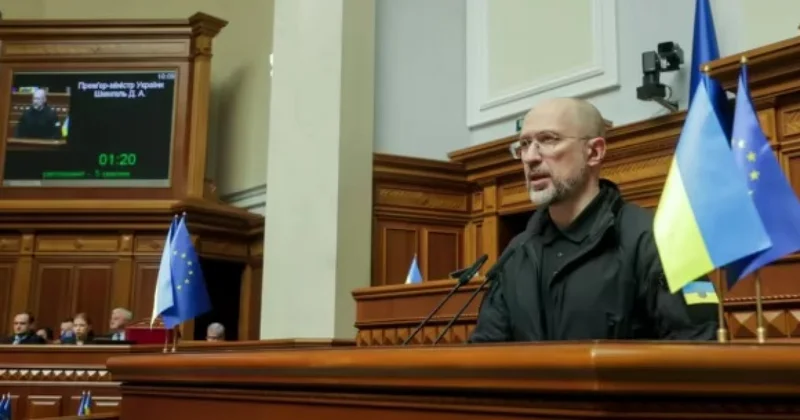 Рада отправила в отставку премьера Украины