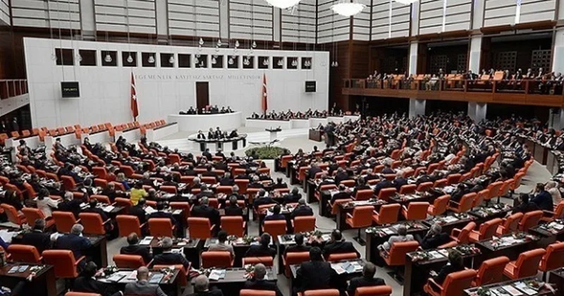 Парламент Турции принял резолюцию с осуждением атак Израиля на Сирию