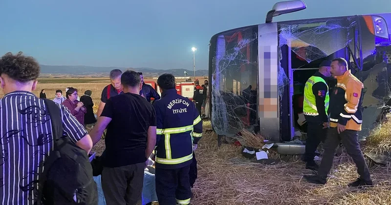 В Турции перевернулся автобус, пострадали 46 человек