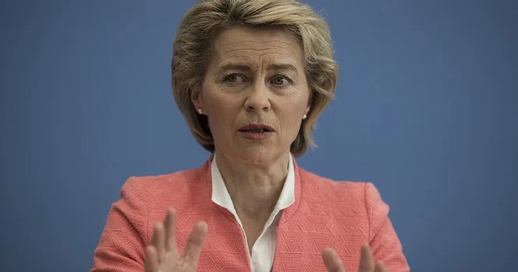 Ukraynada hava həyəcanı: Ursula fon der Lyayen sığınacaqda gizləndi
