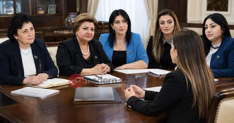 Xanım deputatlardan qızlarımıza ÇAĞIRIŞ: Ailə və təhsil birlikdə mümkündür