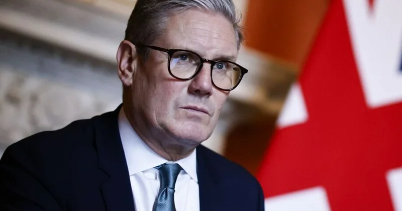 Starmer Kiyevə gəldi Ukraynaya 4 milyardlıq yardım GÜNDƏMDƏ