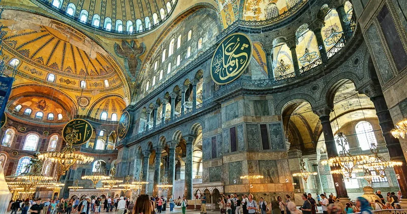 Ruslar bəd əməllərindən çəkinmirlər
