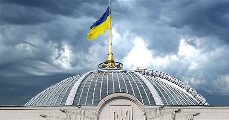 Рада утвердила назначение 16 министров нового кабмина Украины