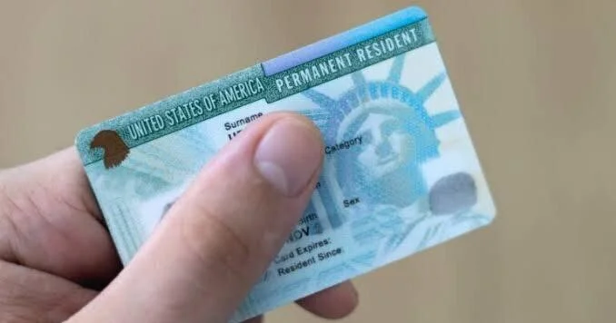 “Green Card” almaq çətinləşə bilər 100 min dollarlıq tələb