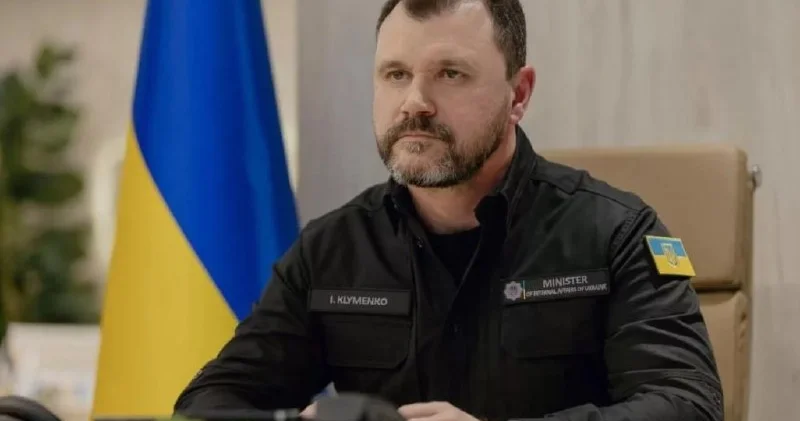 İqor Klimenko müdafiə naziri postundan imtina etdi