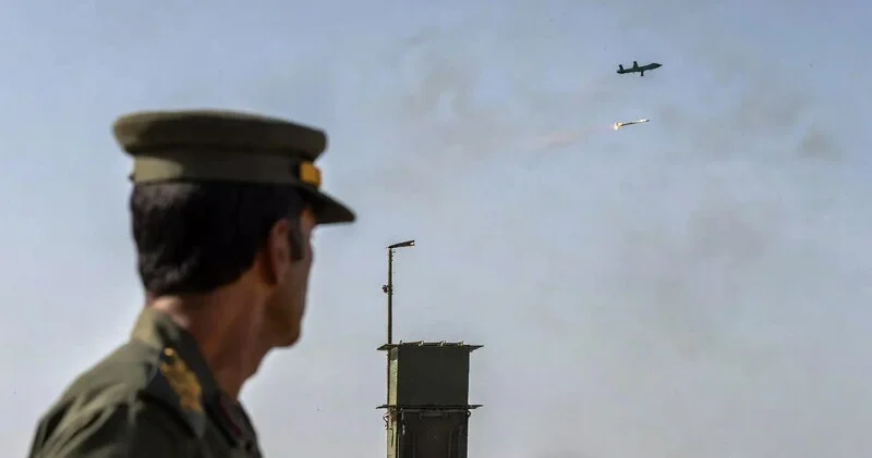 Küveyt səmasında 32 İran dronu vurulub