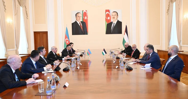 Əli Əsədov Fələstinin Baş naziri ilə görüşüb