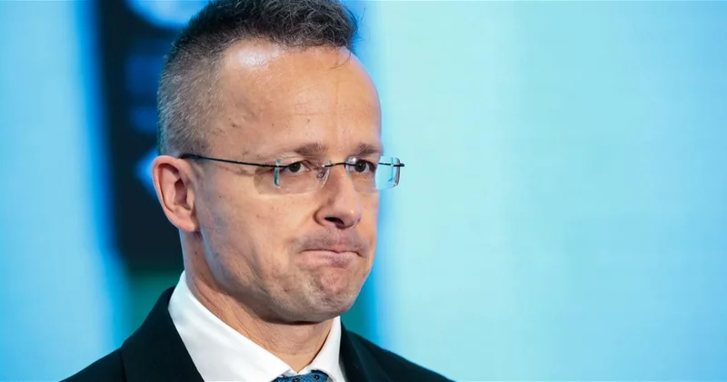 В Венгрии расследуют связи Сийярто с РФ