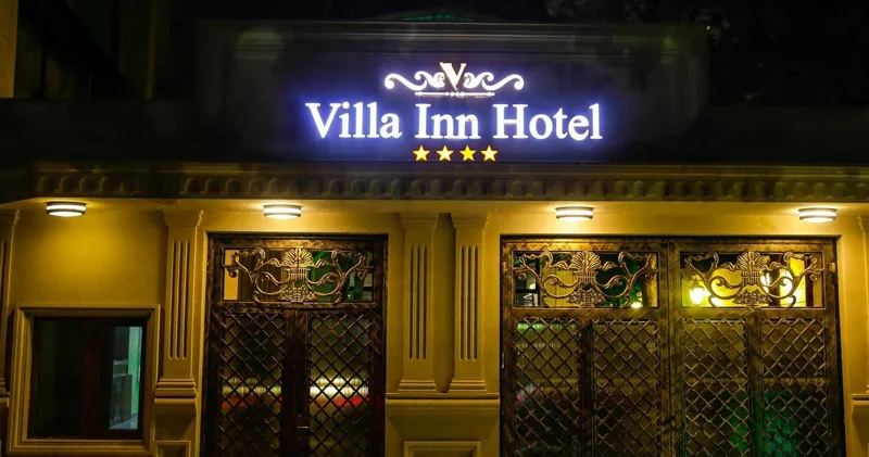 Villa Inn otelində sevgilisini döydü Məhkəmədə bağışlandı