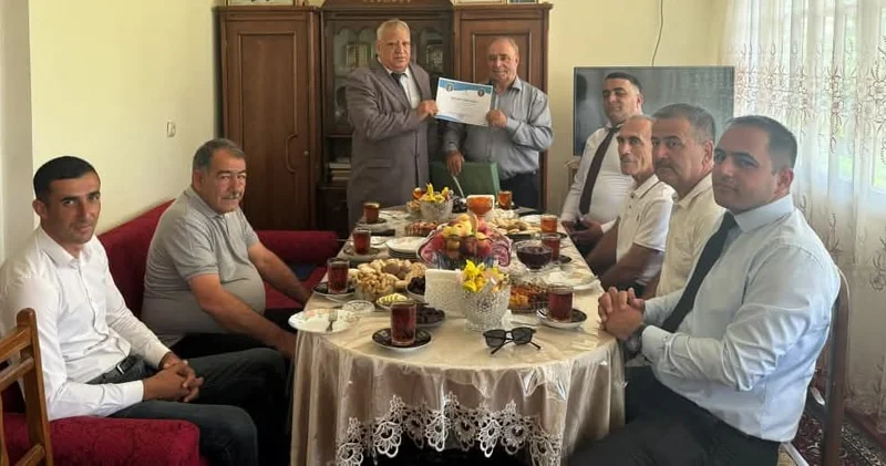 Əlincə kəndində partiya veteranı Novruz Talıbovla görüş keçirilib FOTOLAR
