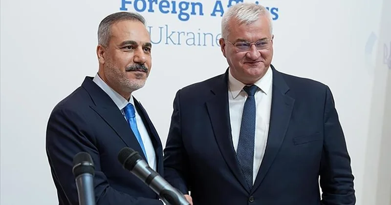 Фидан и Сибига обсудили переговорный процесс по обеспечению мира в Украине