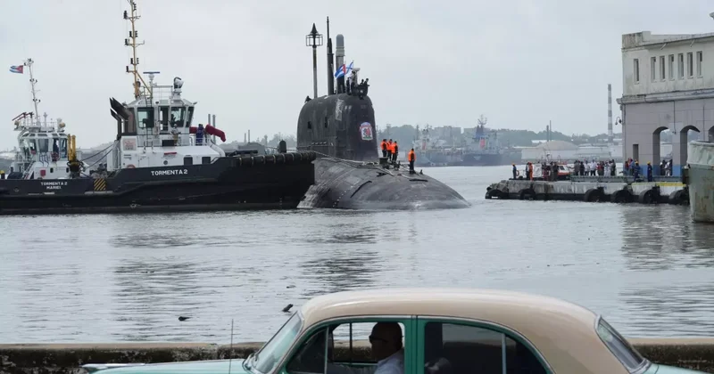 США направили на Карибы атомную подлодку и 4 тыс. военных.