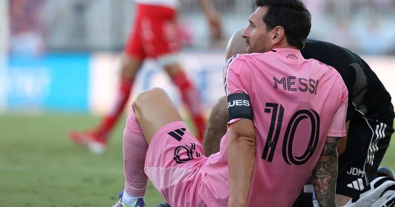 Lionel Messi zədədən sonra heyətə qayıdıb