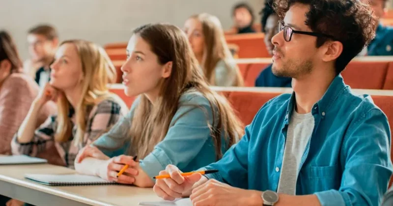 Bu ixtisasları seçsəniz işsiz qalmayacaqsınız Ən yüksək və az maaşlı sahələr
