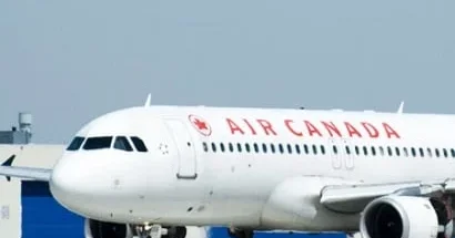 Крылья сложены: крупнейшая забастовка парализовала работу Air Canada