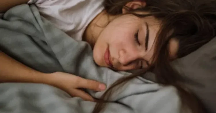 Yayda çılpaq yatmaq olmaz Həkimdən xəbərdarlıq