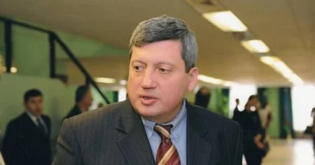 Sabiq nazirdən Rusiya ilə bağlı sensasion açıqlama: Azərbaycana qarşı bu taktikanı seçib