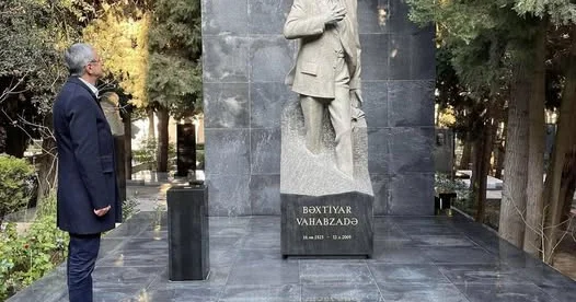 Bir əsrlik Bəxtiyar: şair, filosof, vətəndaş!