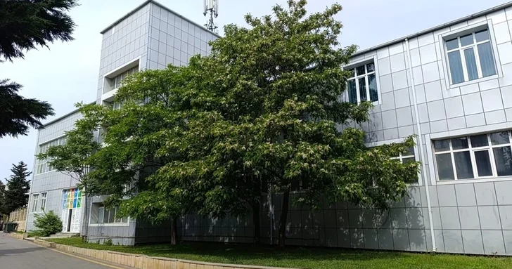 Конструктивизм в Баку: фабрика кухня Константина Сенчихина в поселке Сураханы