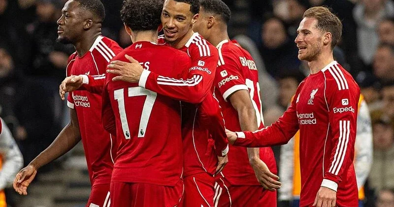 Liverpul yeni mövsüm öncəsi Komo nu məğlub edə bilməyib