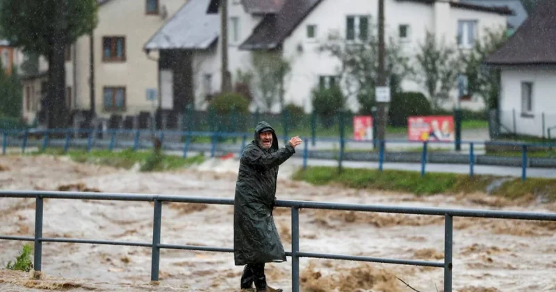 Avropada uzun sürən isti havalardan sonra güclü yağışlar başlayır