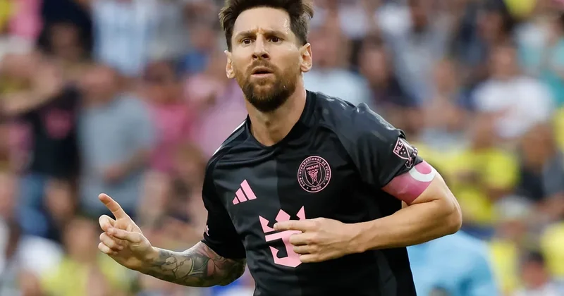 Messi “Nashvill”ə məğlubiyyətdən sonra hakimləri söydü VİDEO