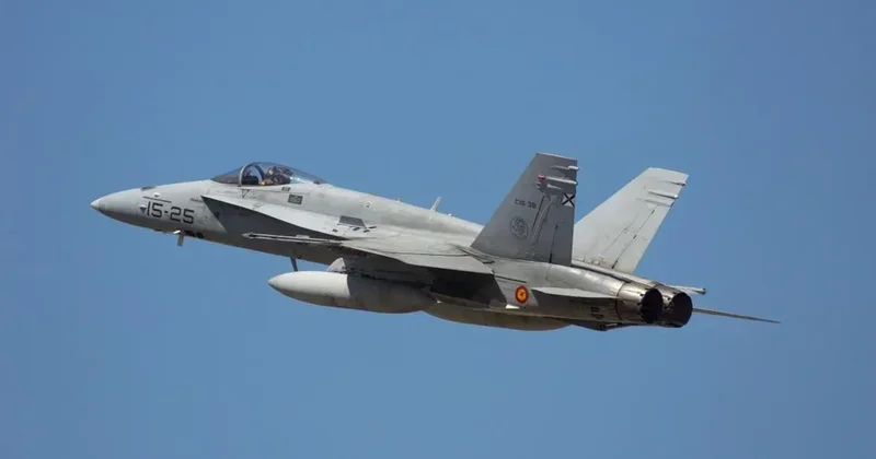 İspaniya qırıcısı Rumıniyada naməlum dronu vurub