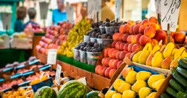 Meyvə tərəvəzin bahalaşmasının bir neçə səbəbləri... Leysan xarakterli yağışlar qiyməti artırır, keyfiyyəti azaldır