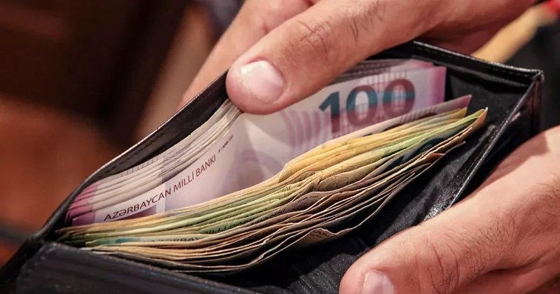 Средняя зарплата в Азербайджане превысит 1400 манатов ОФИЦИАЛЬНО