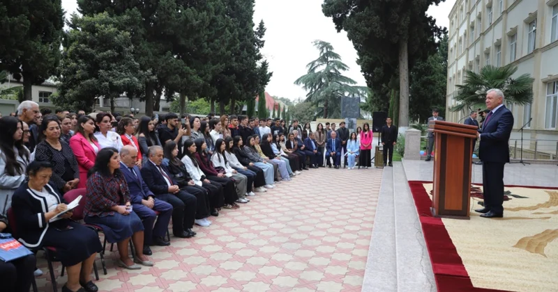 Yüksək balla GDU ya qəbul olan tələbələrə hədiyyələr verilib