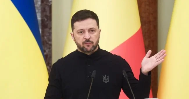 “Tramp Putini qorxutmaq üçün kifayət qədər gücə malikdir”