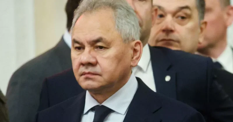 Шойгу прибыл в Ирак для переговоров с высшим руководством страны