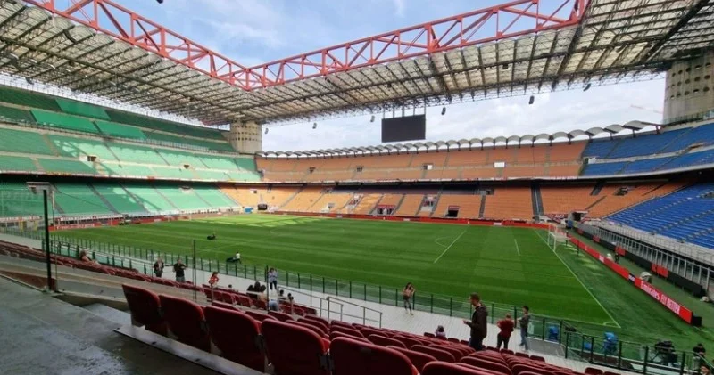 Milan və İnter klubları San Siro stadionunun alınması barədə razılığa gəldilər