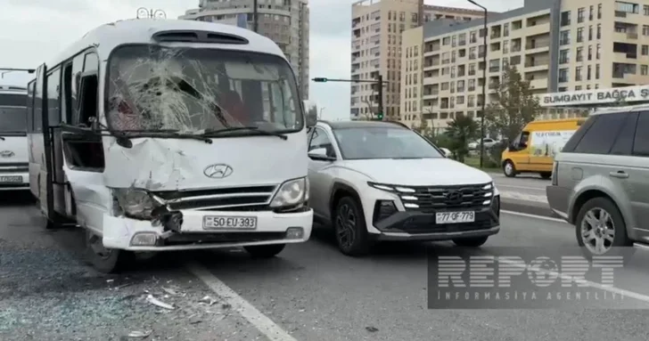 В Сумгайыте столкнулись автобусы: есть пострадавшие