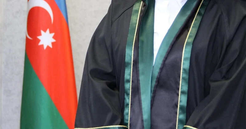 Hakimlər, dövlət qulluqçuları və hüquq elmləri doktorlarının vəkilliyə qəbuluna dair yeni prosedur müəyyənləşir