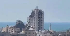 В результате авиаудара Израиля по Ливану не менее 12 человек получили ранения