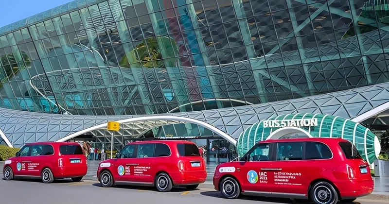 Bakı aeroportunda YENİLİK: Sərnişinlər üçün smart taksi terminalları istifadəyə verildi