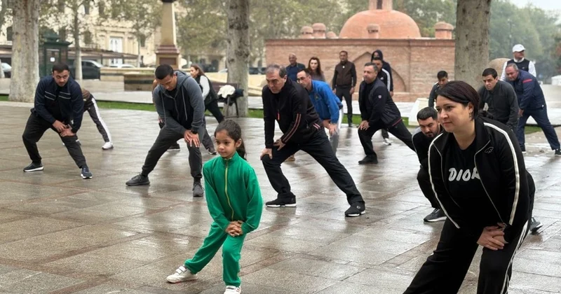 Gəncədə Səhər gimnastikası layihəsi start götürüb FOTO