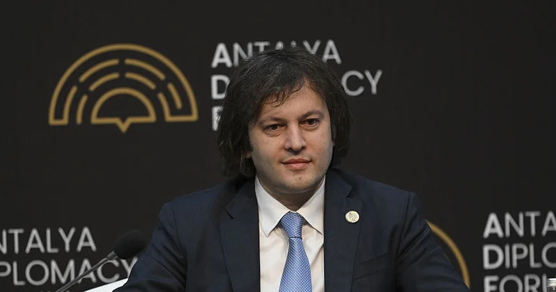 Gürcüstan baş naziri: Ukrayna ilə “birtərəfli dostluq” davam edir