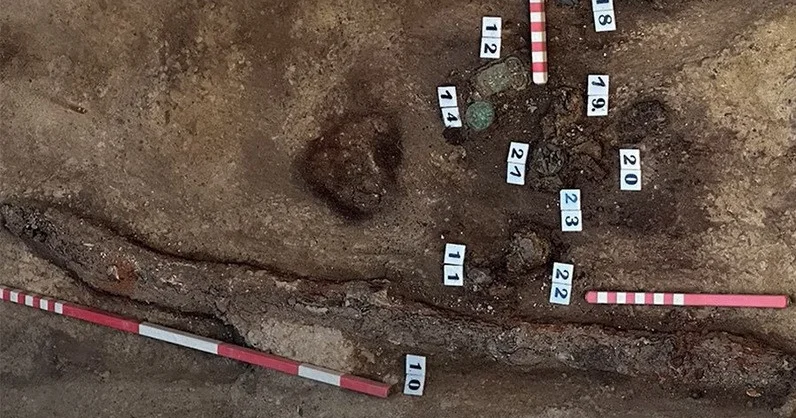 В Венгрии нашли уникальную аварскую саблю VII VIII веков
